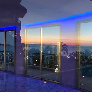 https://promenade-des-anglais-amazing-sea-view-140m2-3br.fr-provencehotel.com